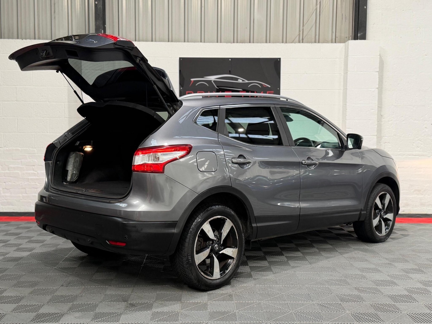 Used Nissan Qashqai for sale - 77683512: Photo 11