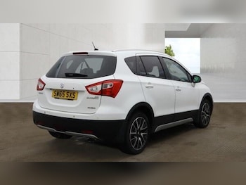 Used Suzuki SX4 S-Cross 2015 for sale - 78752456: Photo
