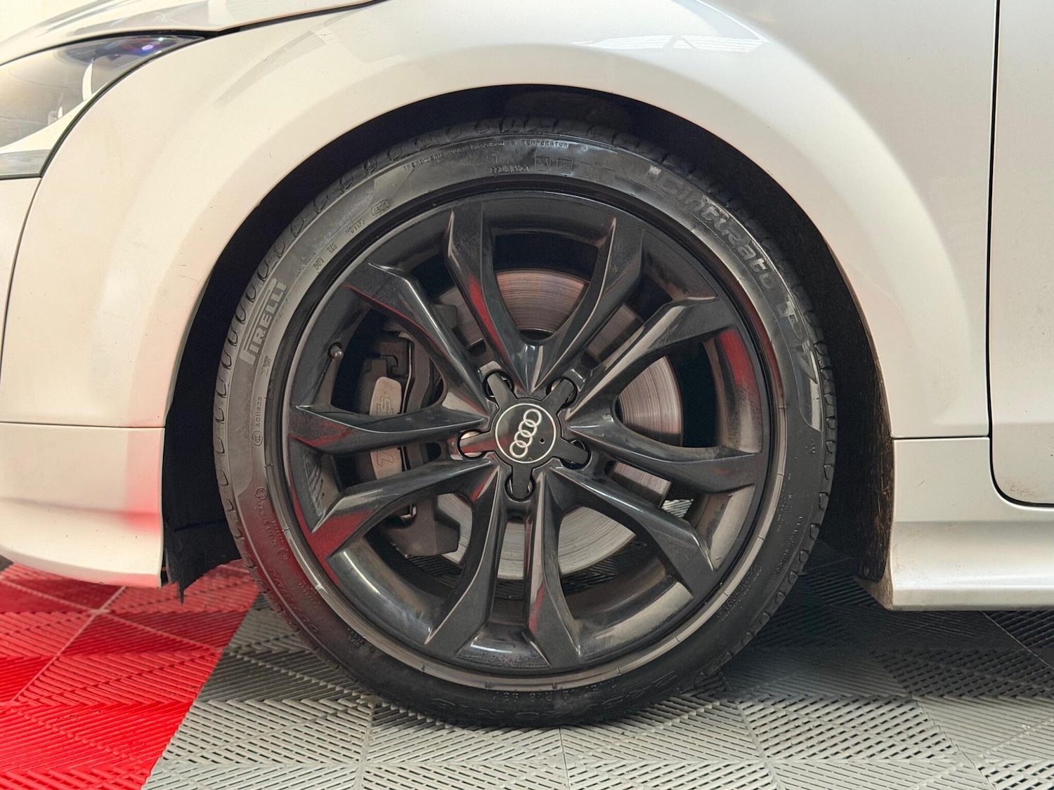 Used Audi TT 2010 for sale - 76781408: Photo 23