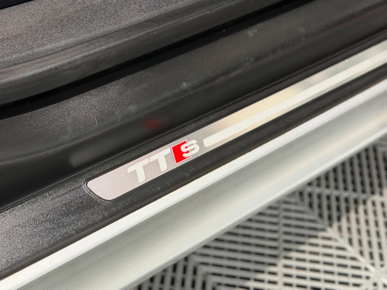 Used Audi TT 2010 for sale - 76781408: Photo 43