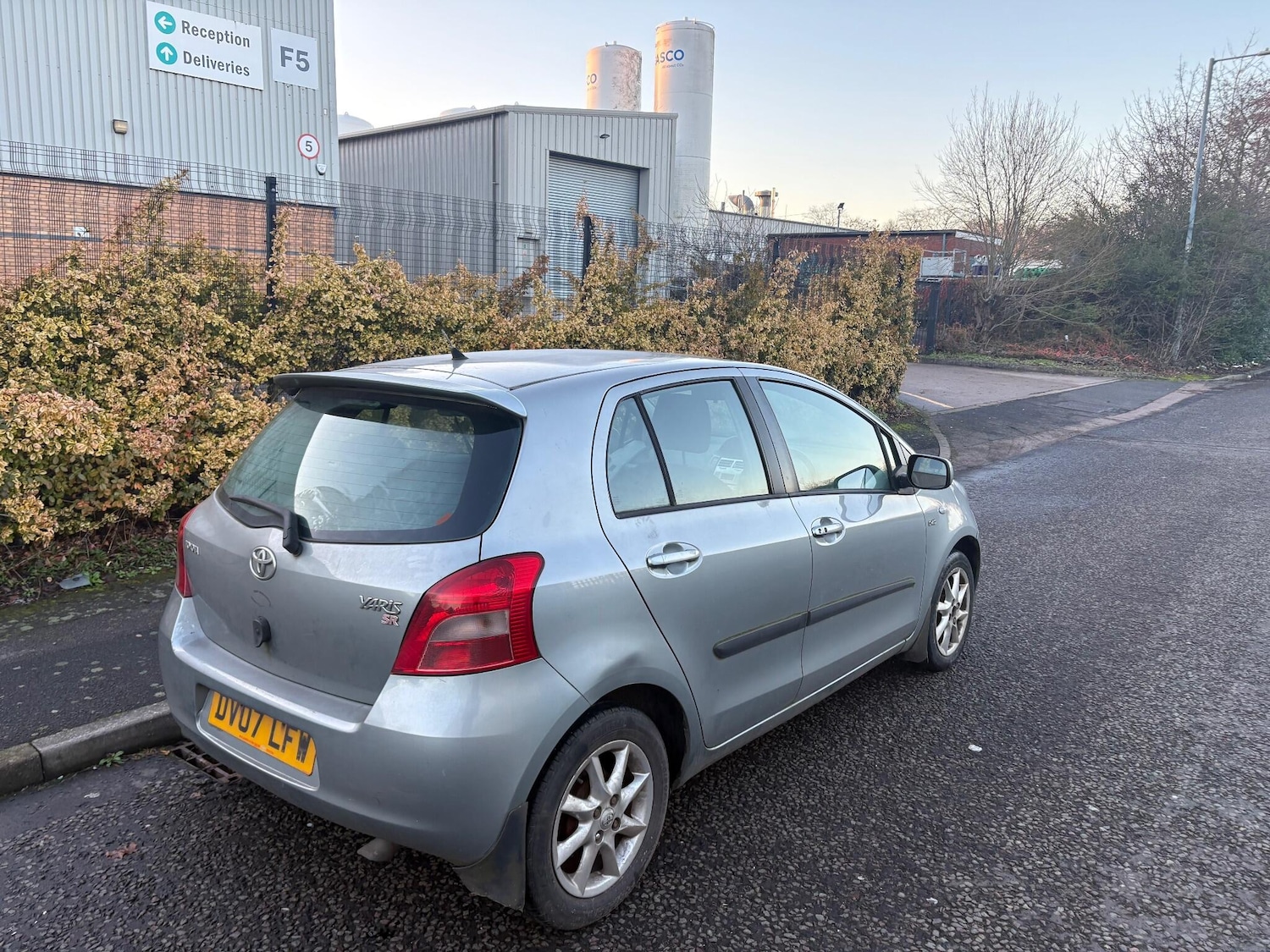 Used Toyota Yaris for sale - 77238473: Photo 3