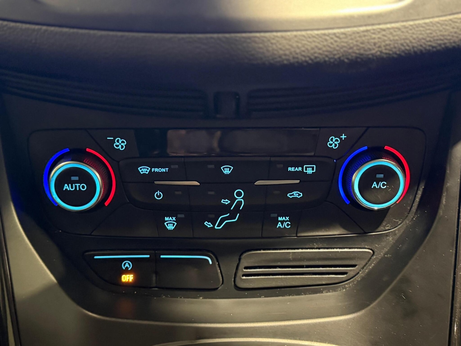 Used Ford Kuga 2018 for sale - 77305453: Photo 18