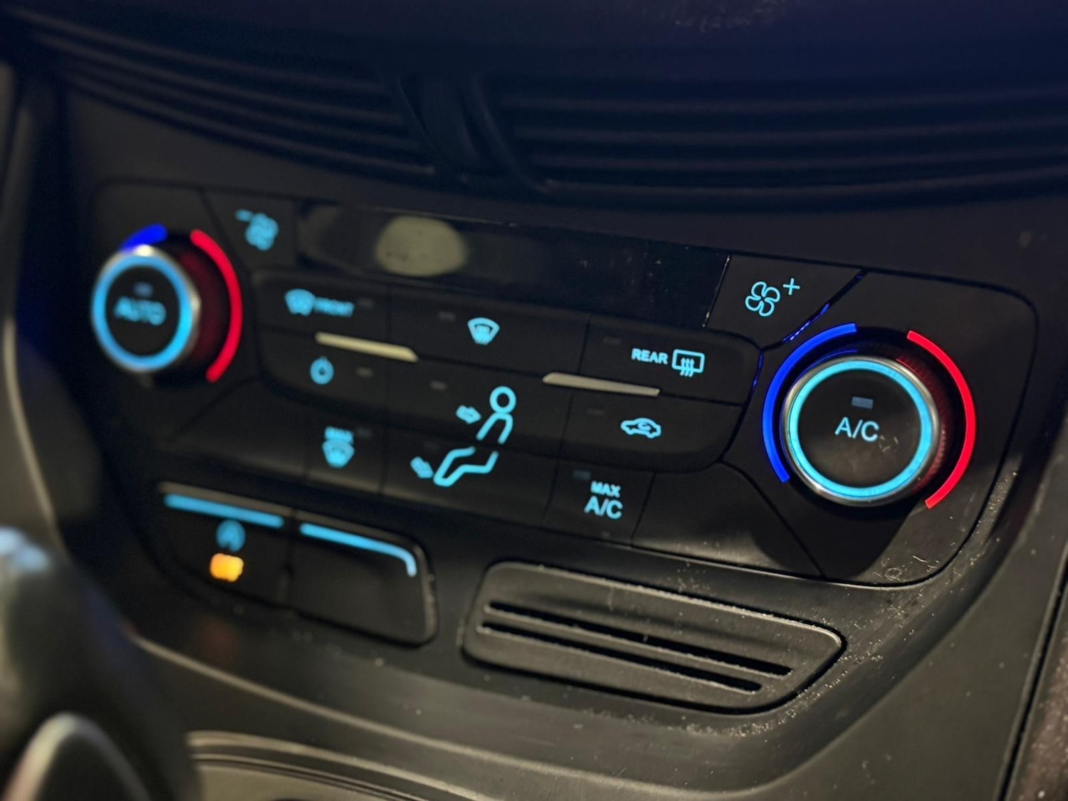 Used Ford Kuga 2018 for sale - 77305453: Photo 47