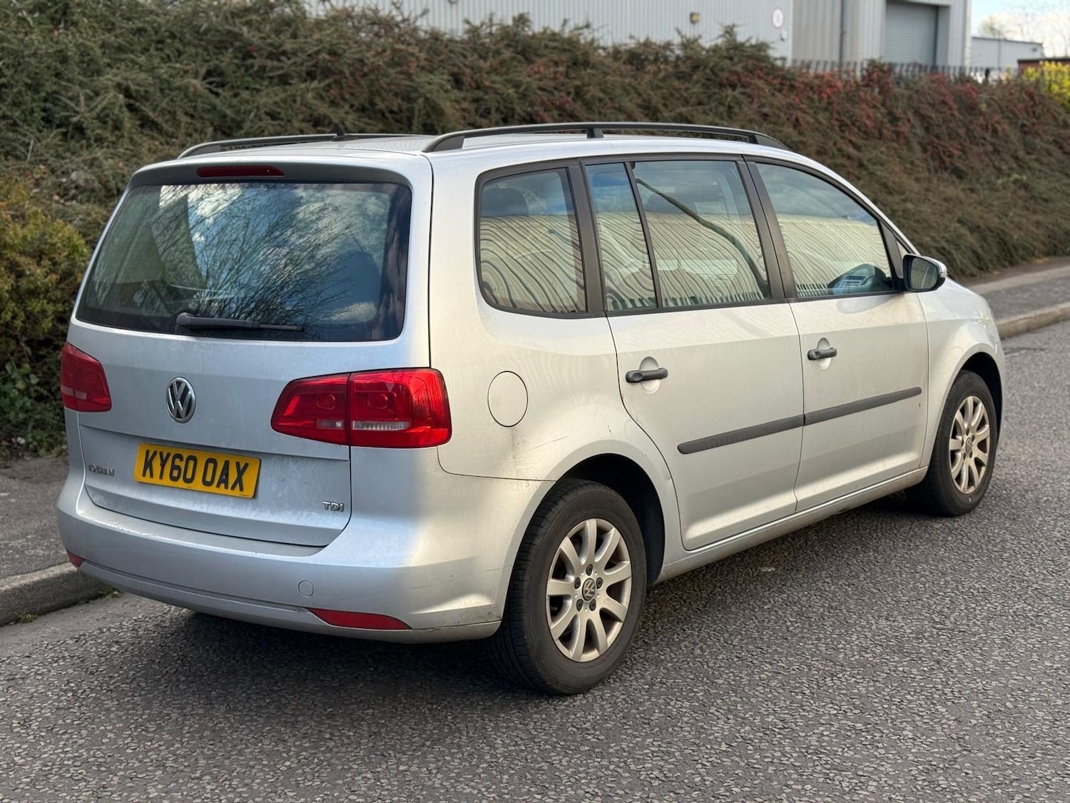 Used Volkswagen Touran 2011 for sale - 78127824: Photo 11