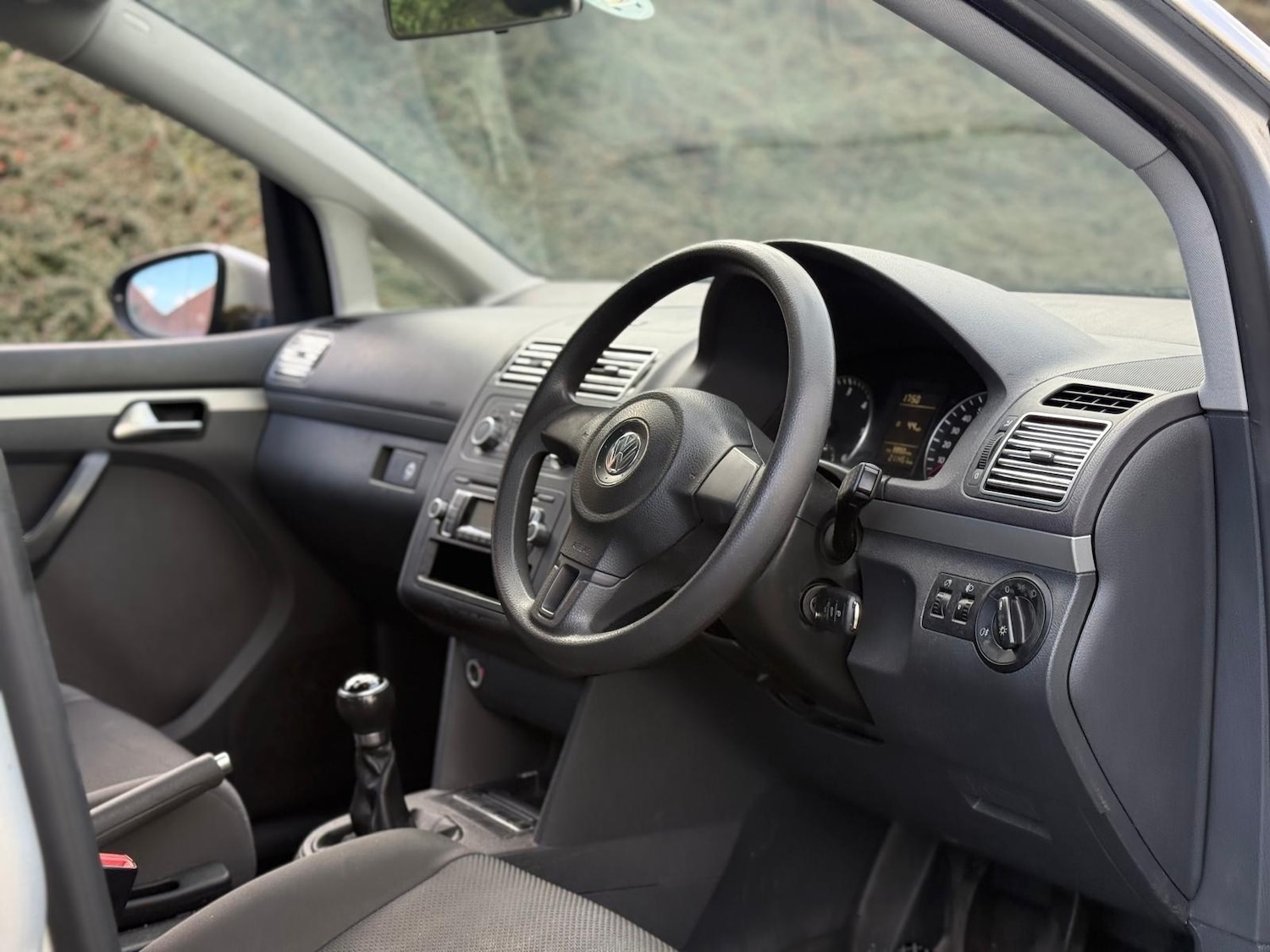 Used Volkswagen Touran 2011 for sale - 78127824: Photo 13