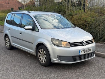Used Volkswagen Touran 2011 for sale - 78127824: Photo