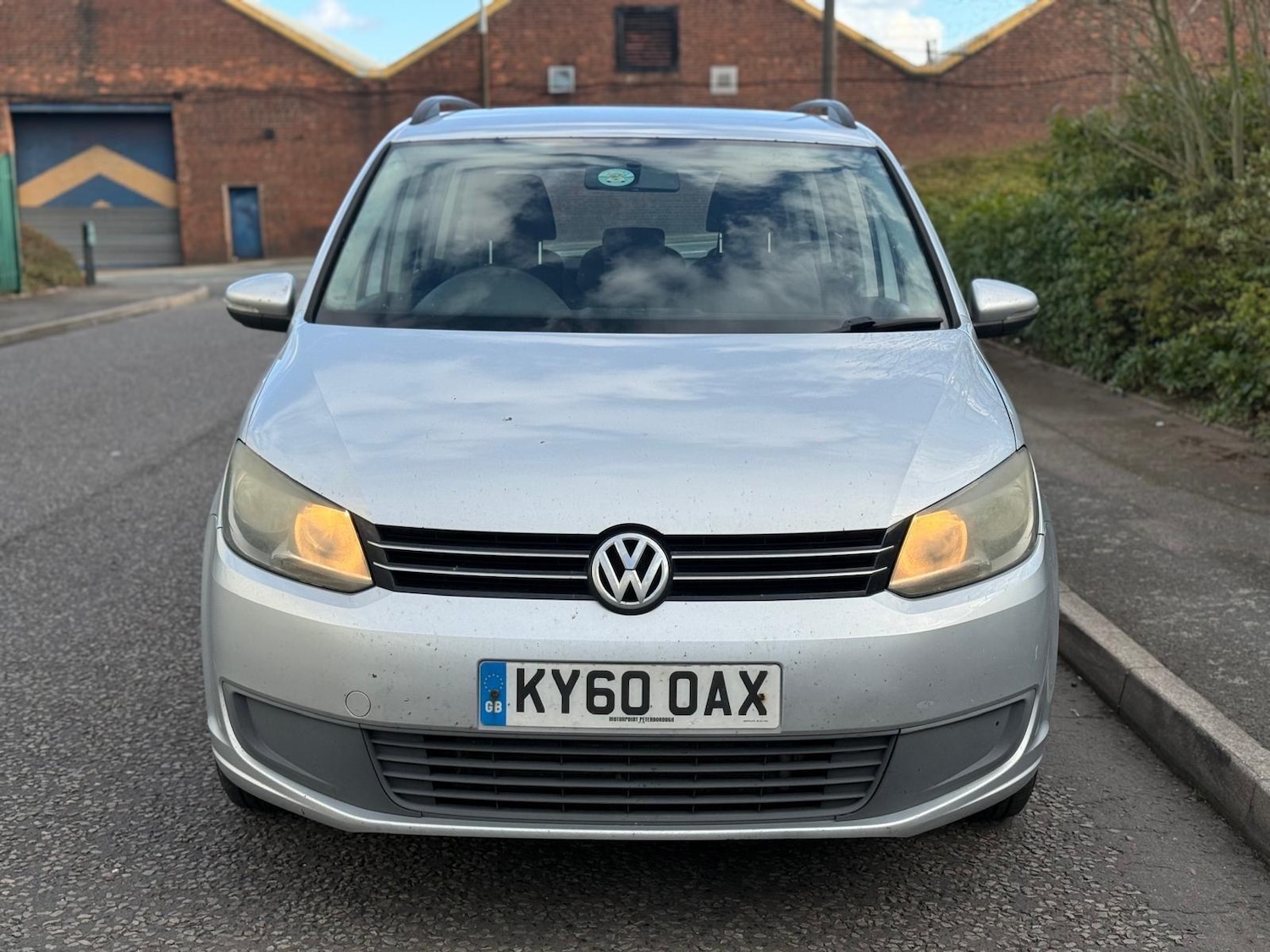 Used Volkswagen Touran 2011 for sale - 78127824: Photo 6