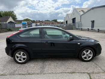 Used Ford Focus 2005 for sale - 78763295: Photo