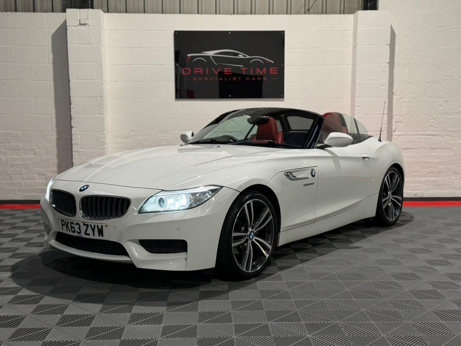 Used BMW Z4 2013 for sale - 76728558: Photo 12
