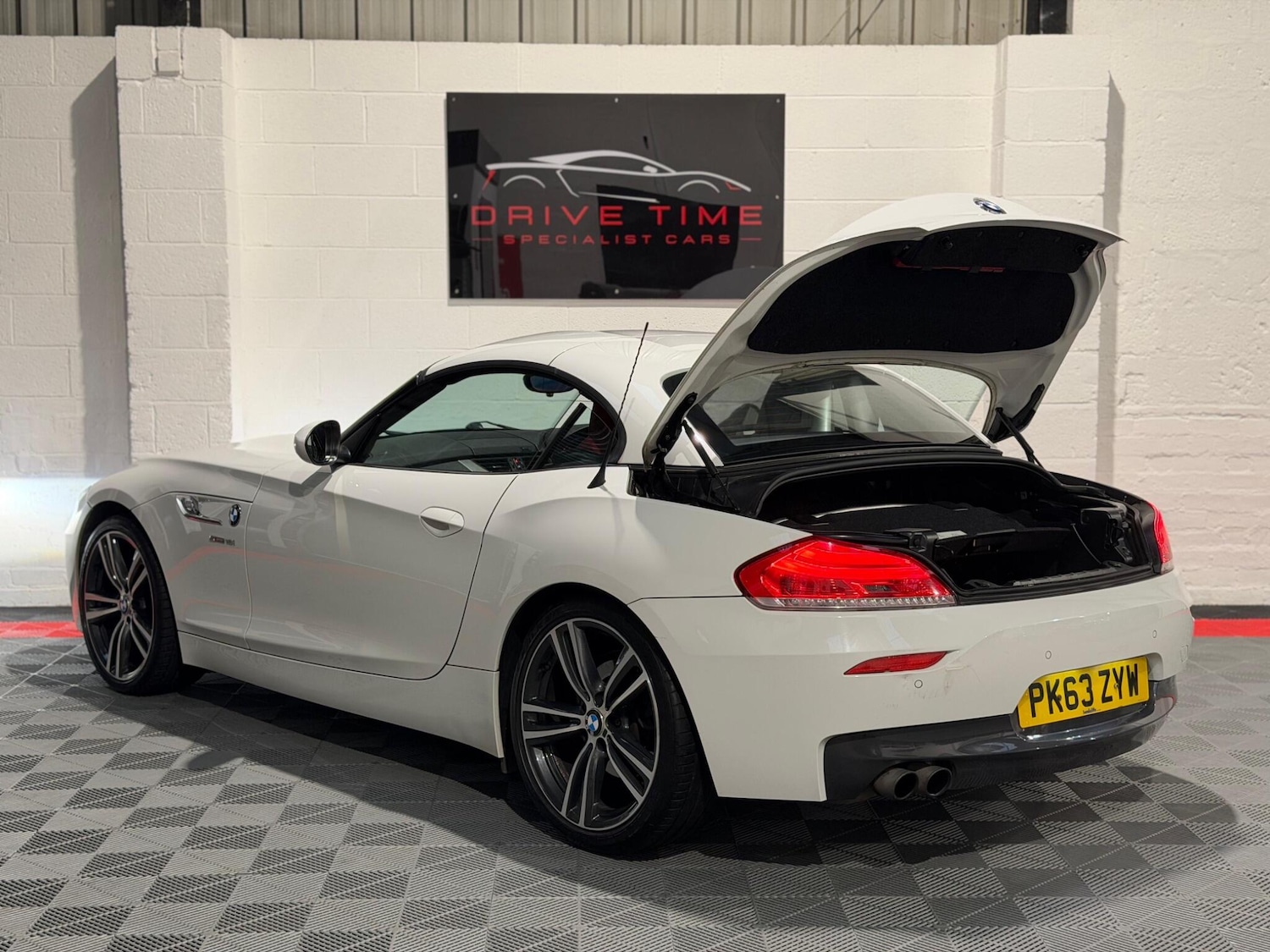 Used BMW Z4 2013 for sale - 76728558: Photo 14