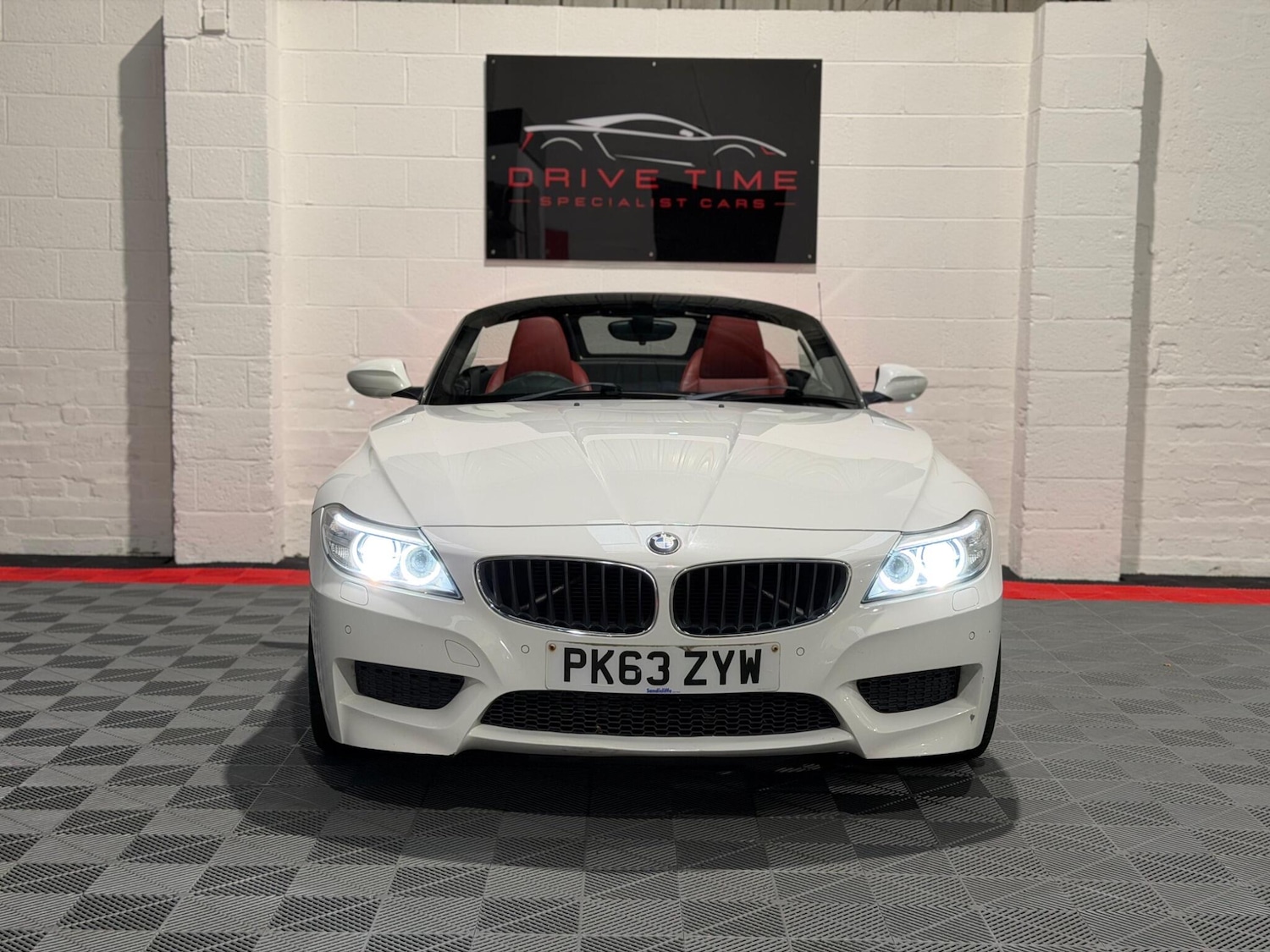 Used BMW Z4 2013 for sale - 76728558: Photo 2