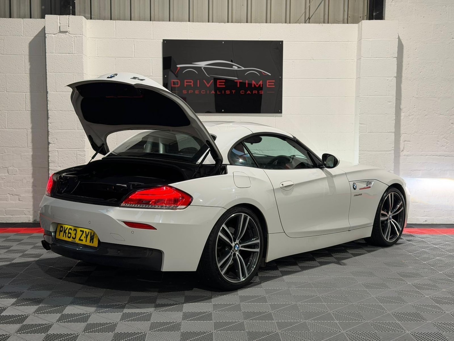 Used BMW Z4 2013 for sale - 76728558: Photo 23