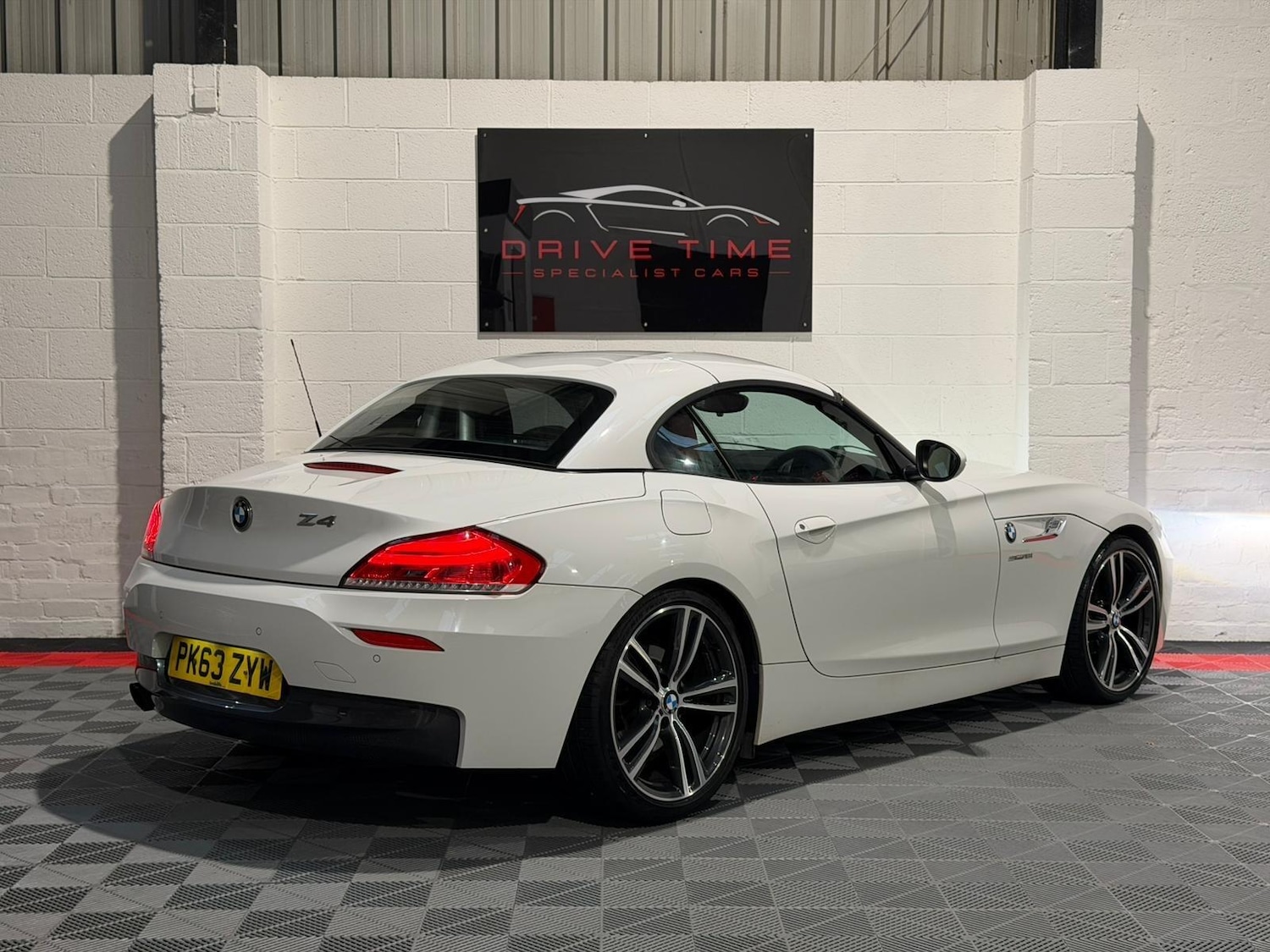 Used BMW Z4 2013 for sale - 76728558: Photo 24