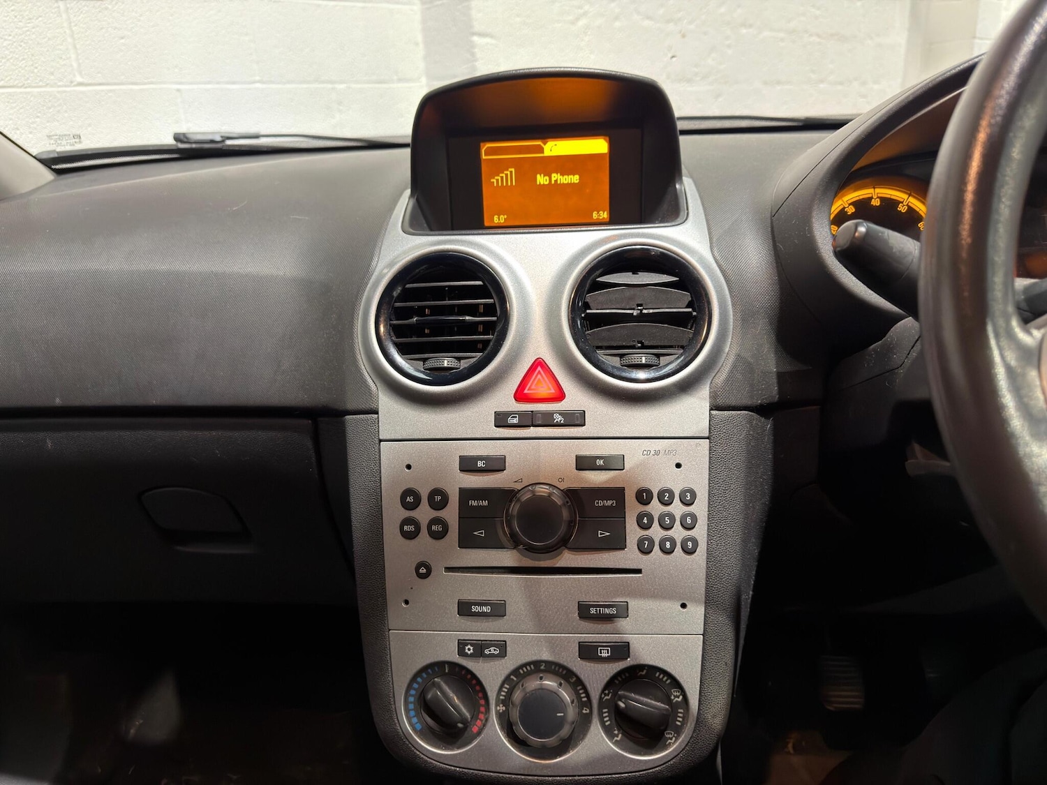 Used Vauxhall Corsa 2012 for sale - 77549668: Photo 14