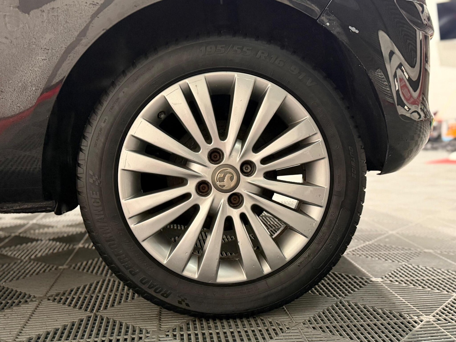 Used Vauxhall Corsa 2012 for sale - 77549668: Photo 24