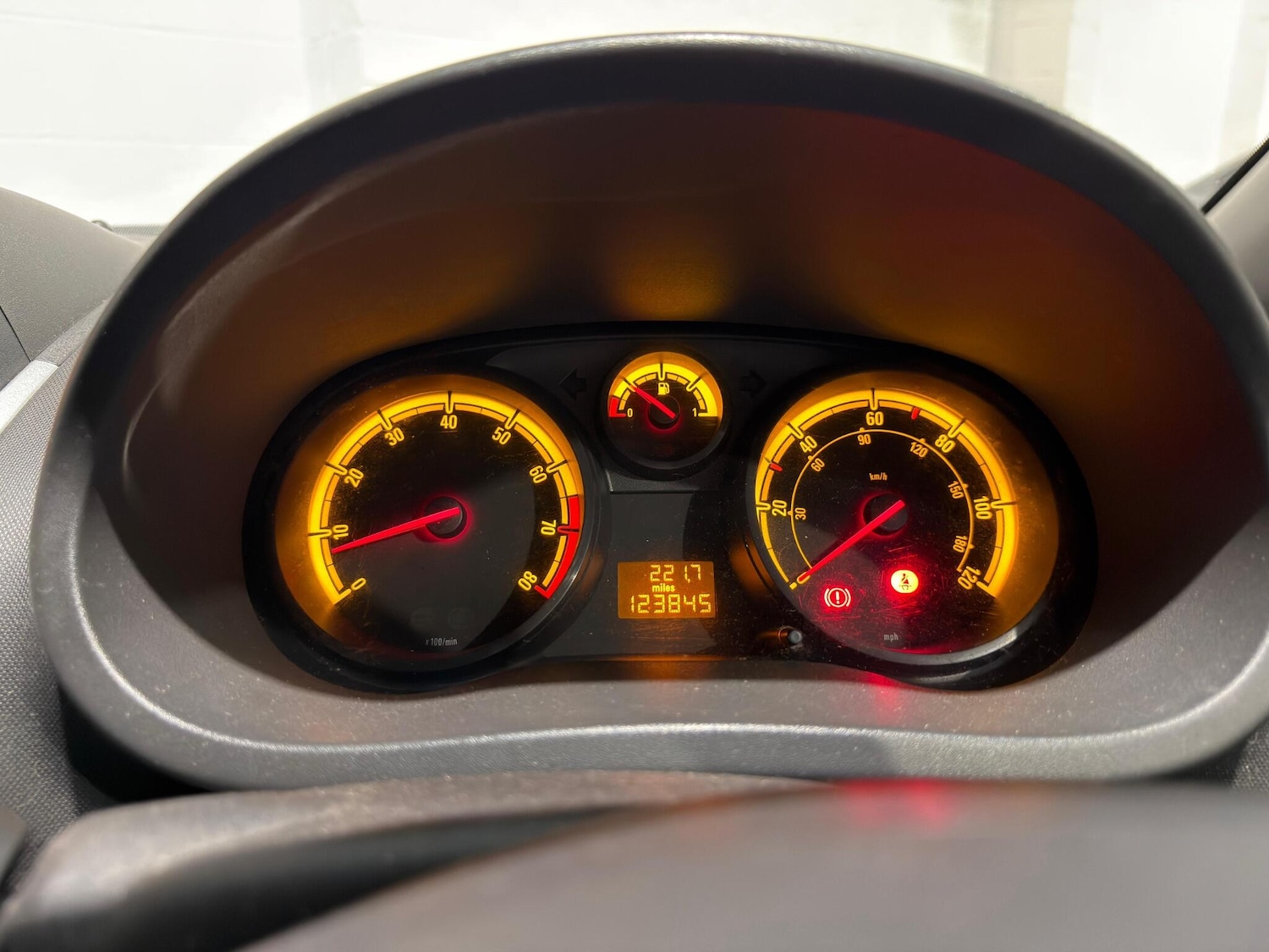 Used Vauxhall Corsa 2012 for sale - 77549668: Photo 26