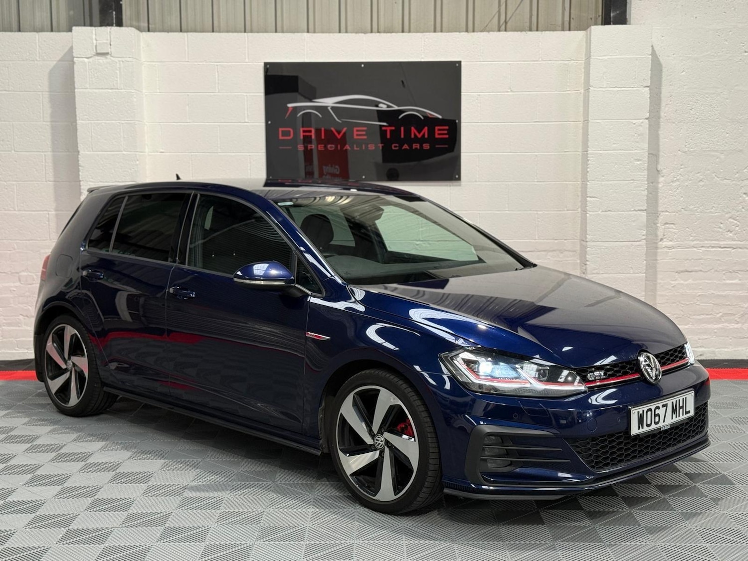 Used Volkswagen Golf for sale - 76214120: Photo 1