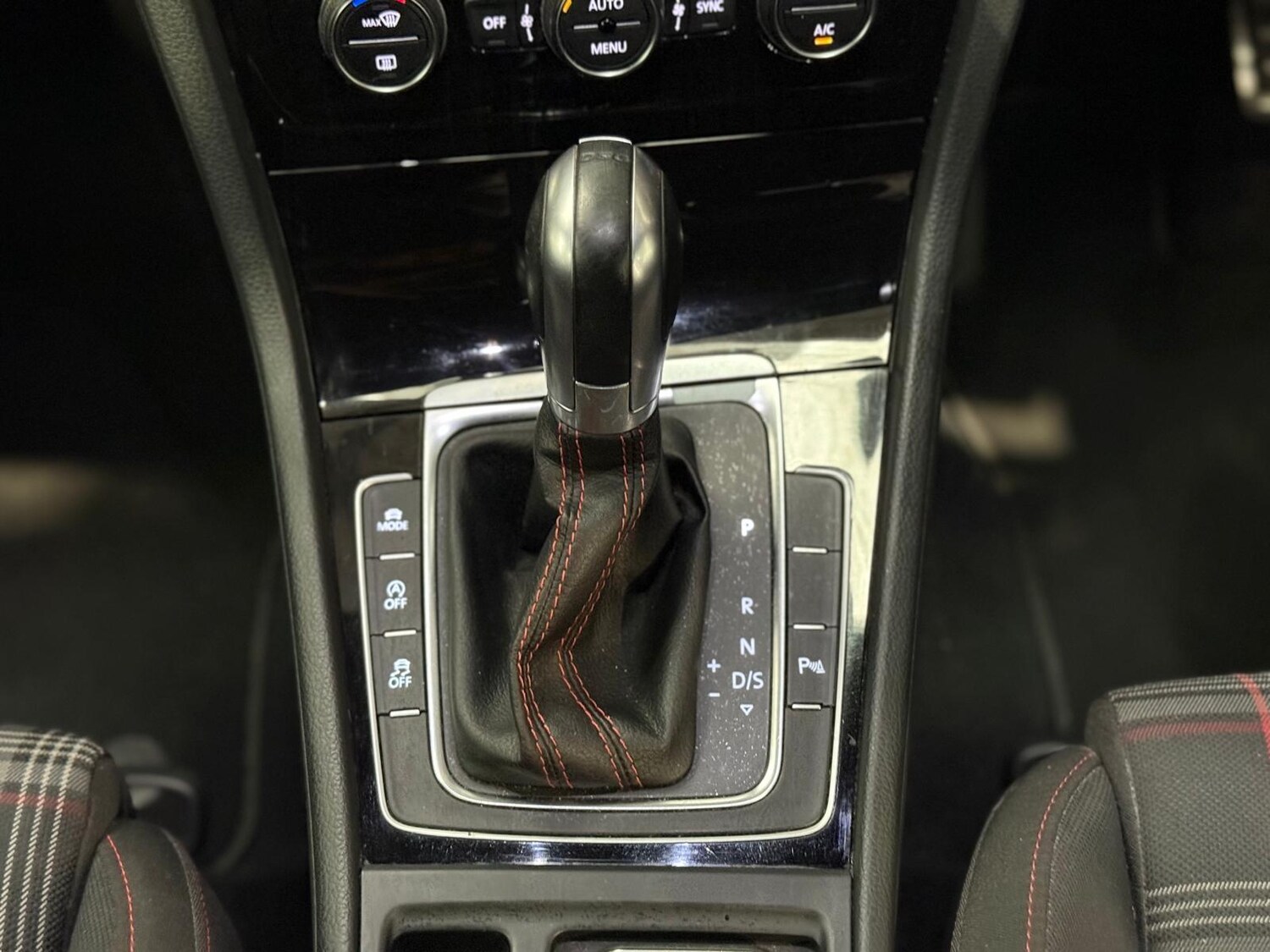 Used Volkswagen Golf for sale - 76214120: Photo 16