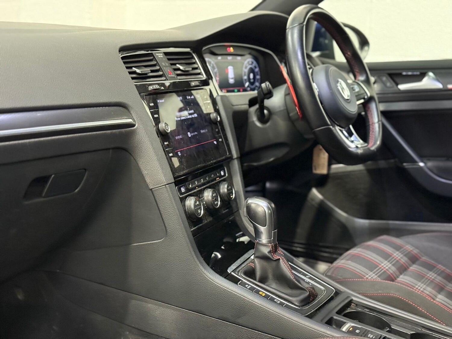 Used Volkswagen Golf for sale - 76214120: Photo 19