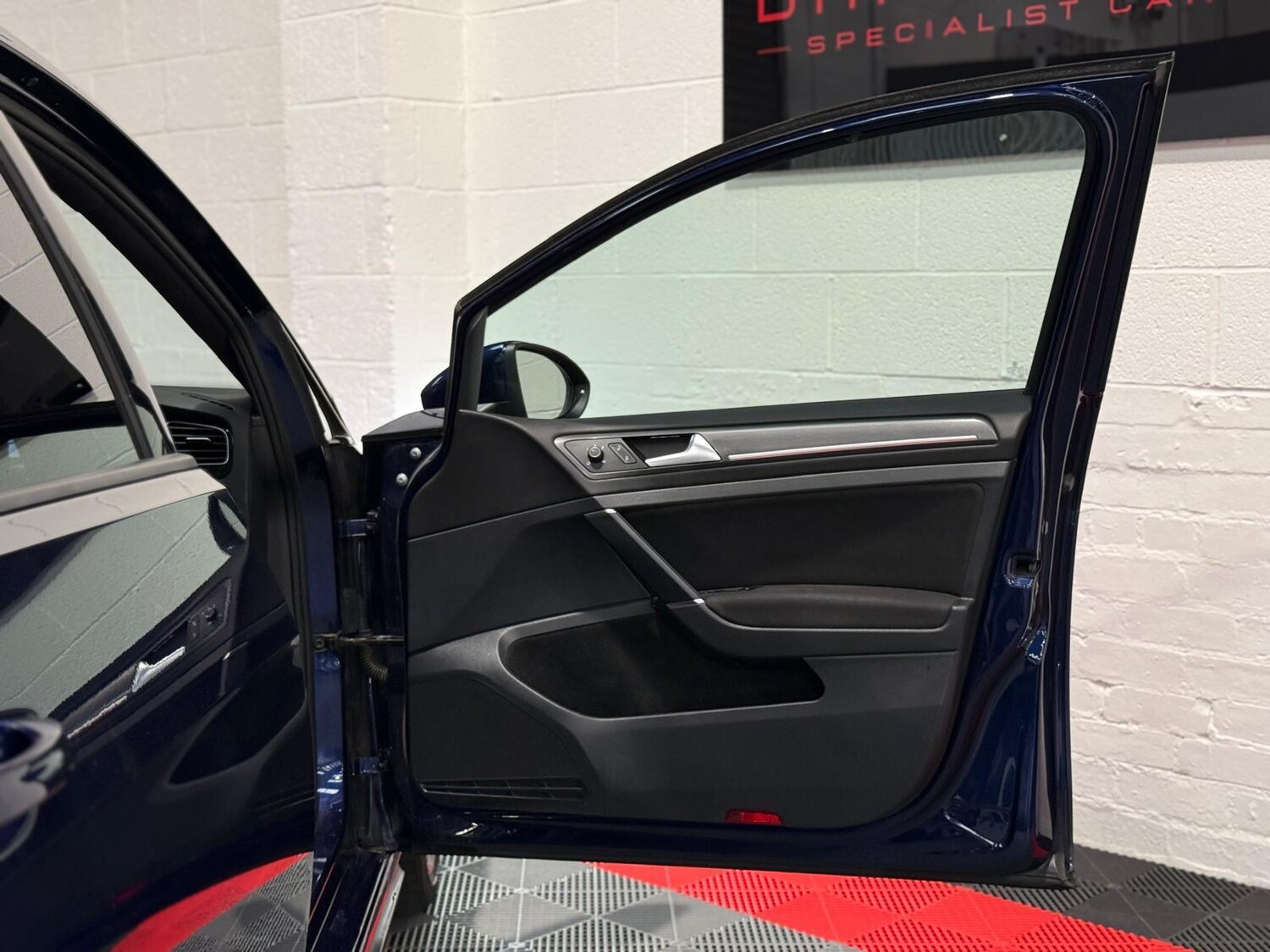 Used Volkswagen Golf for sale - 76214120: Photo 25