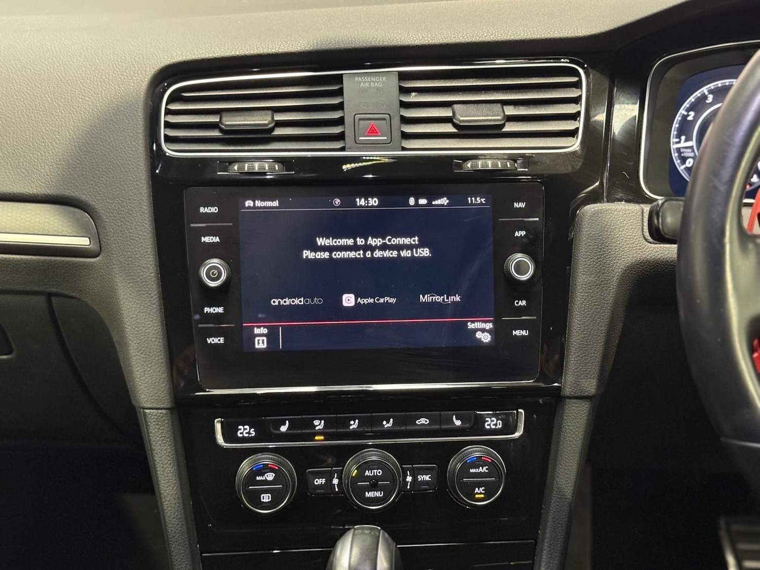 Used Volkswagen Golf for sale - 76214120: Photo 31