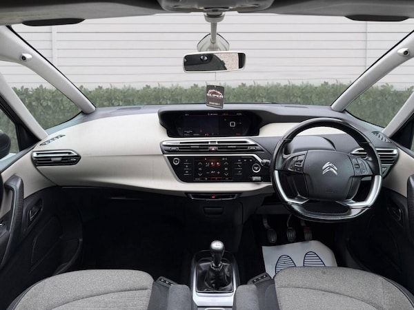 Used Citroen C4 Grand Picasso 2017 for sale - 76306187: Photo 10