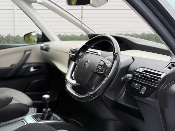 Used Citroen C4 Grand Picasso 2017 for sale - 76306187: Photo 12