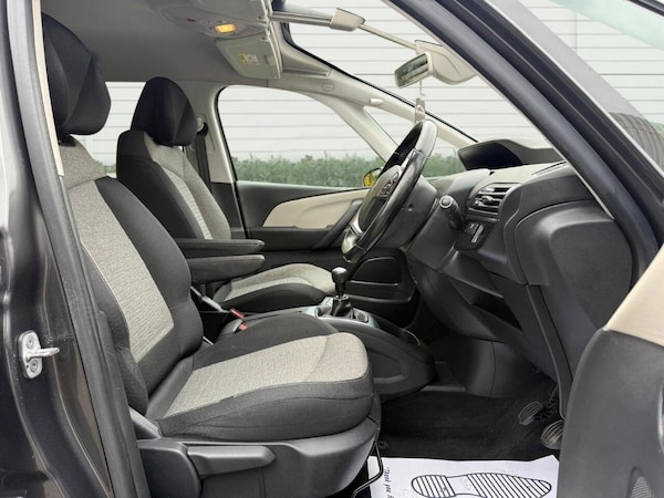 Used Citroen C4 Grand Picasso 2017 for sale - 76306187: Photo 13