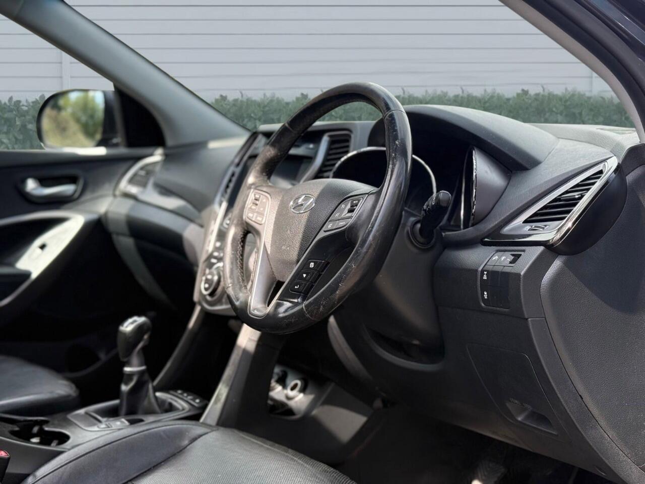 Used Hyundai Santa Fe 2014 for sale - 76728463: Photo 17