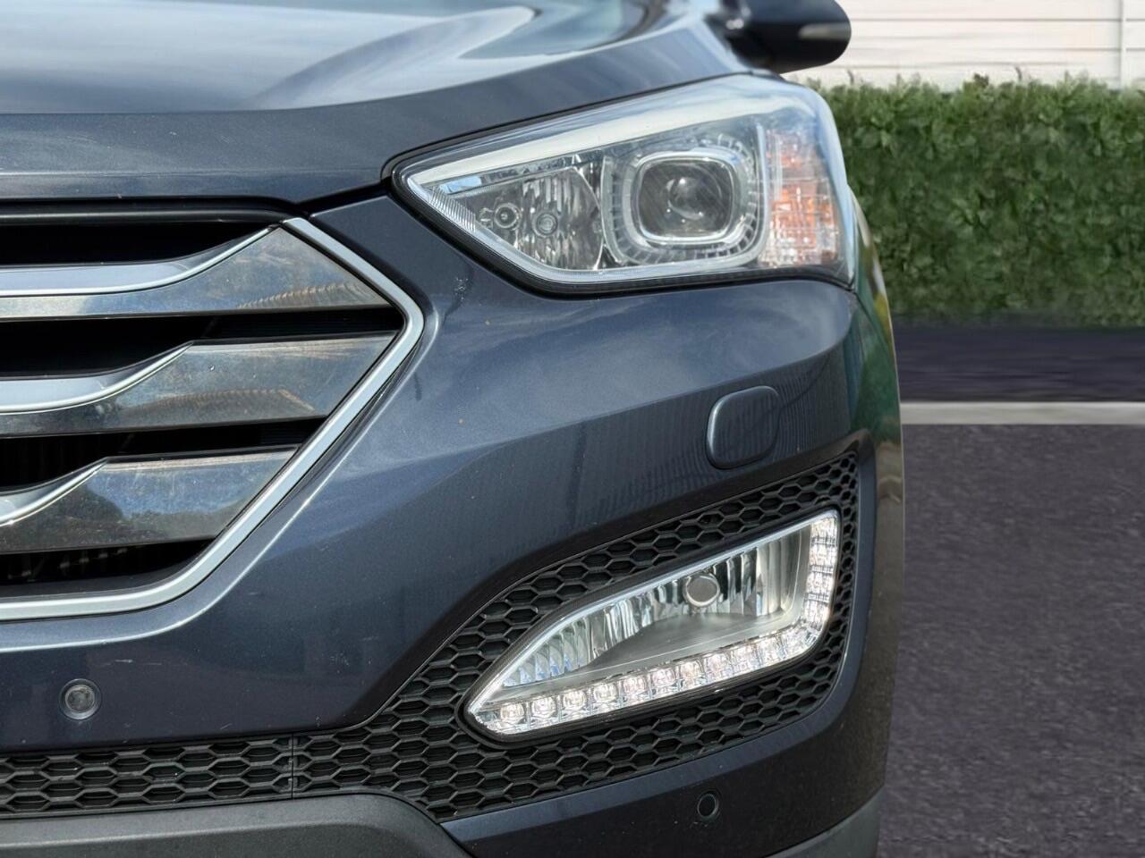 Used Hyundai Santa Fe 2014 for sale - 76728463: Photo 38