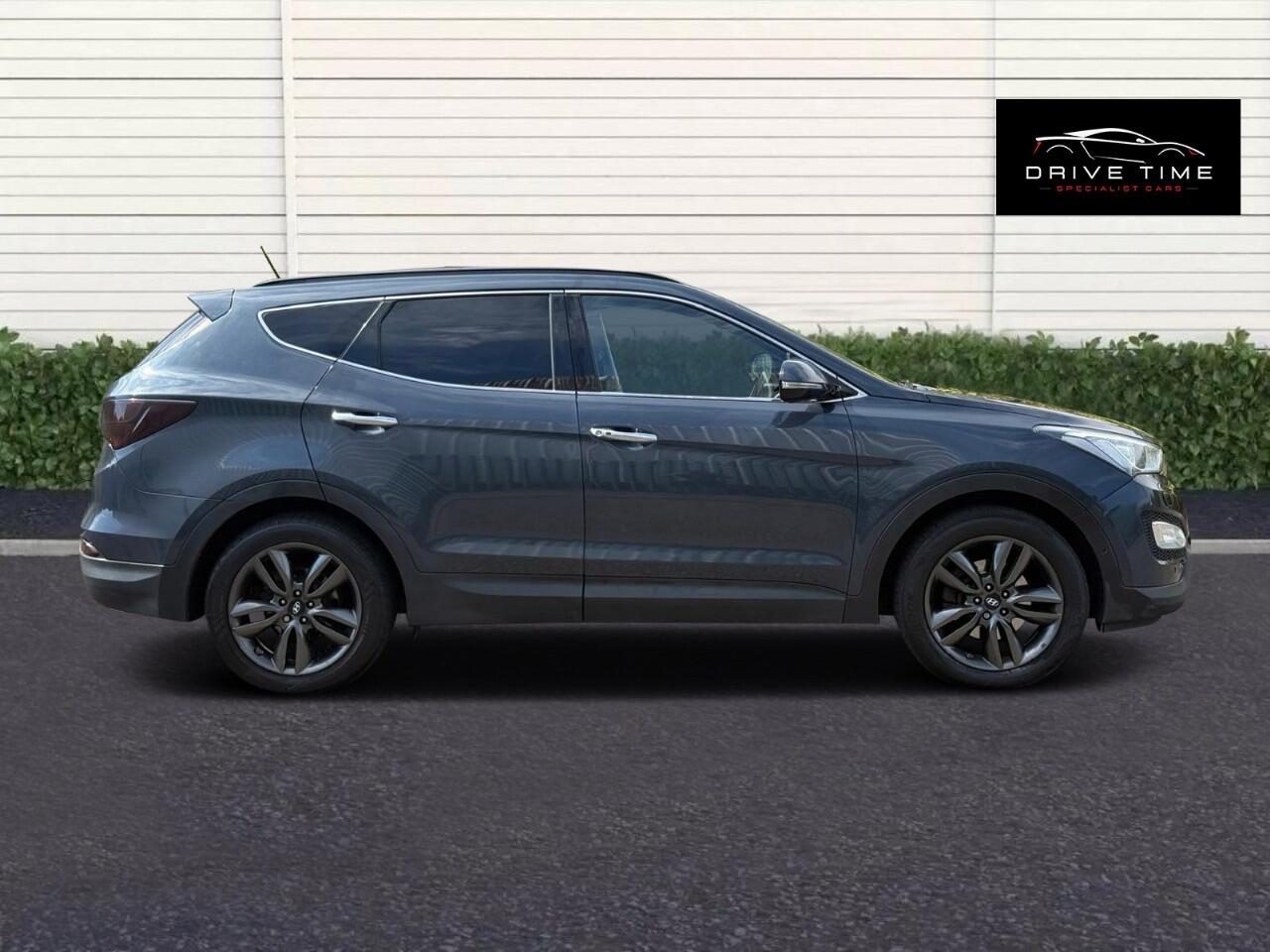 Used Hyundai Santa Fe 2014 for sale - 76728463: Photo 8