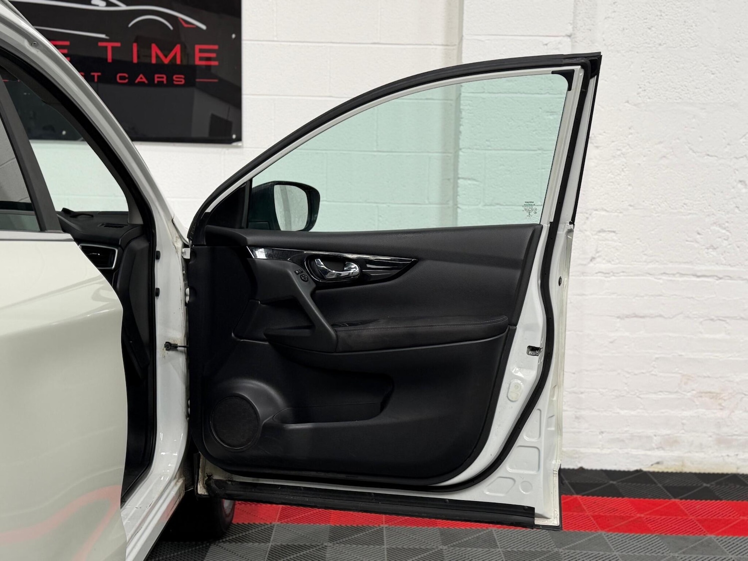 Used Nissan Qashqai 2016 for sale - 77882442: Photo 14