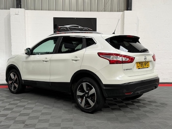 Used Nissan Qashqai 2016 for sale - 77882442: Photo