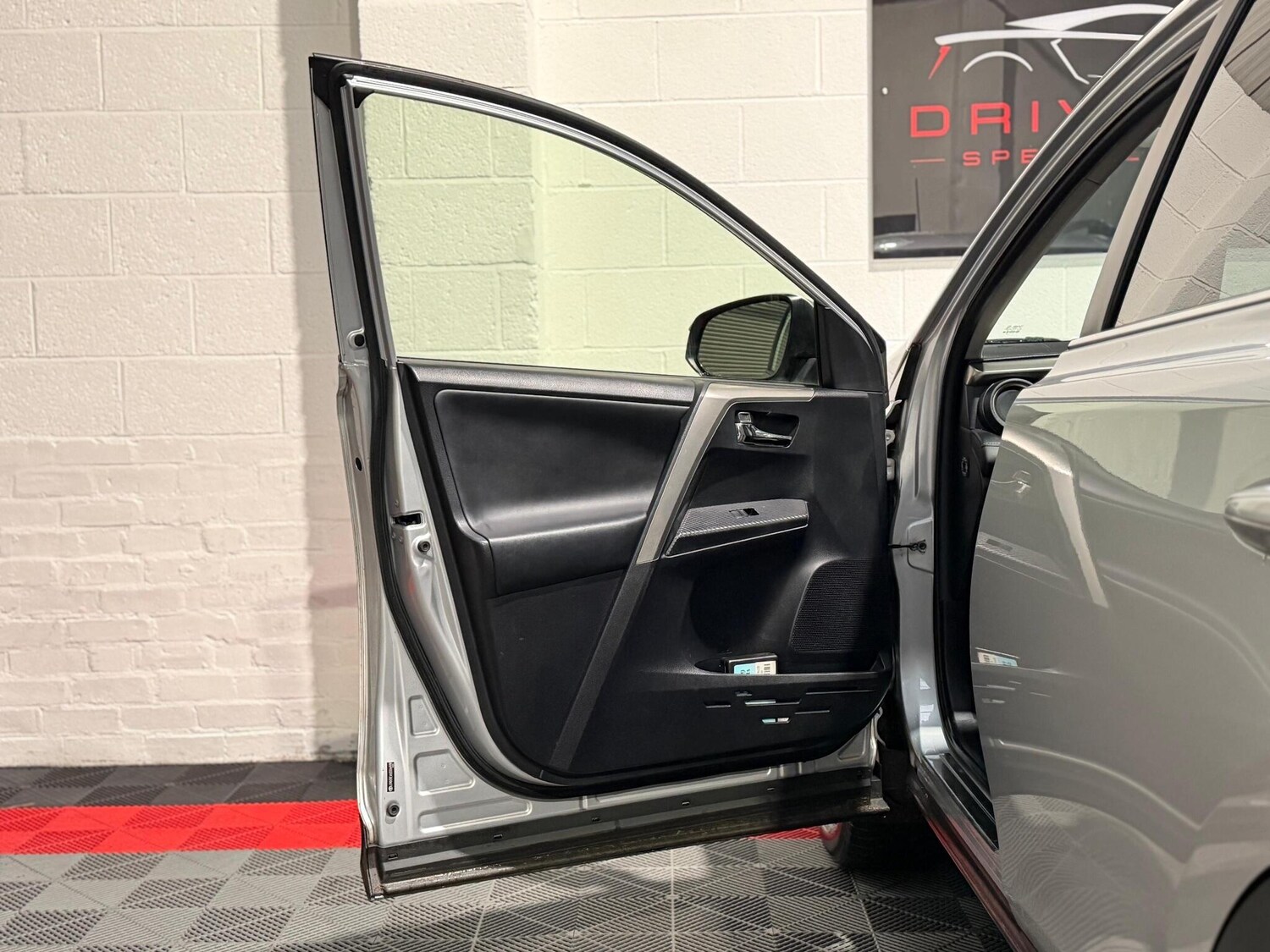 Used Toyota RAV4 for sale - 77469361: Photo 21