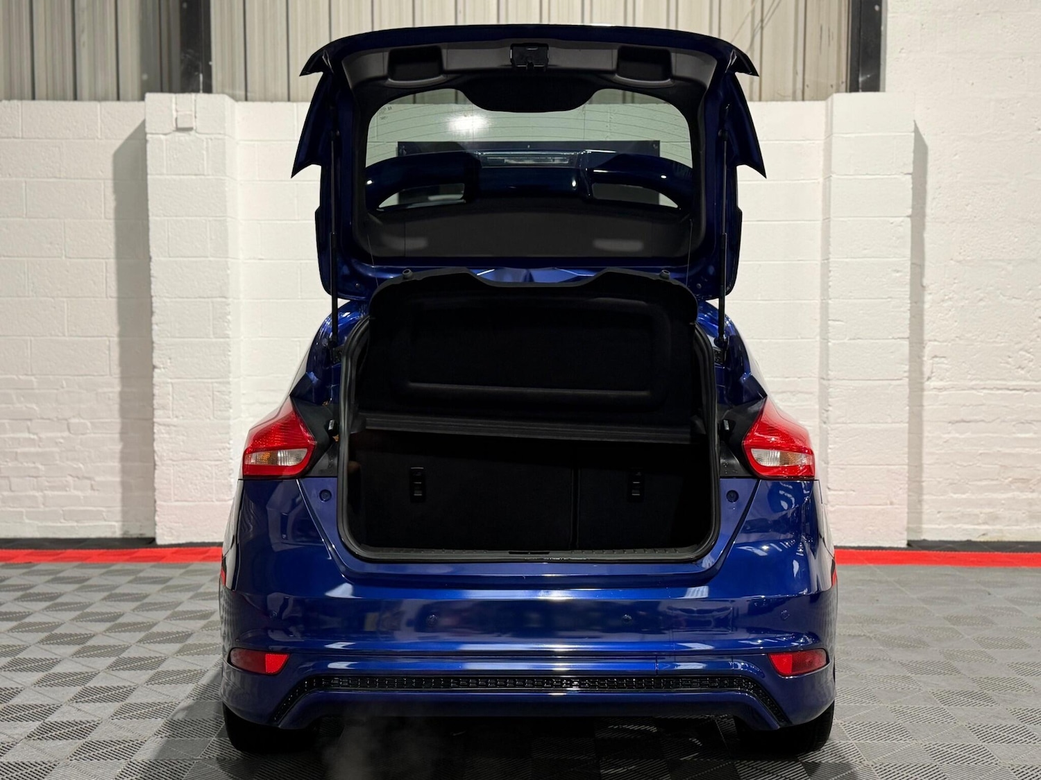 Used Ford Focus for sale - 77799105: Photo 23