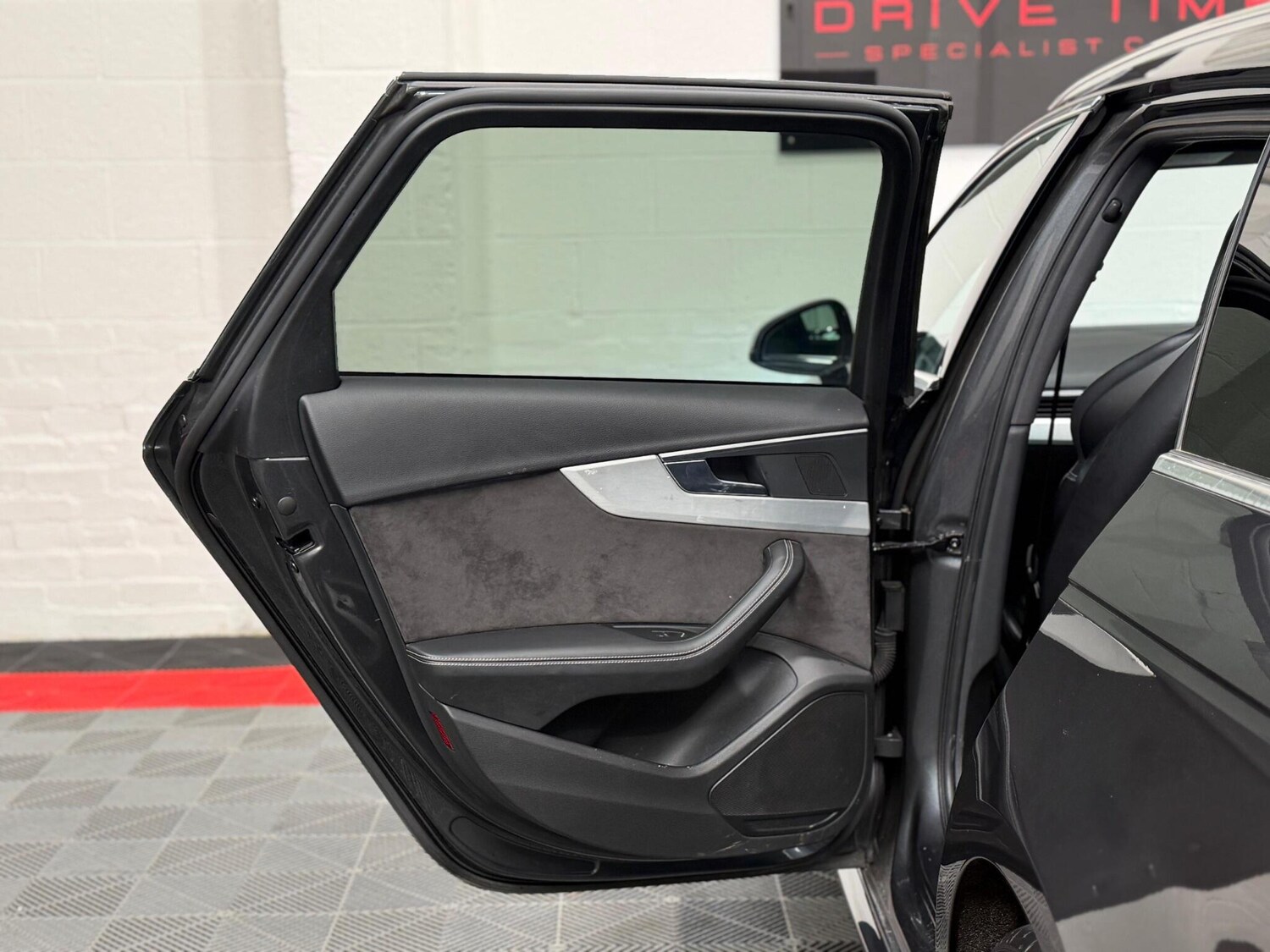 Used Audi S4 Avant for sale - 77925711: Photo 27