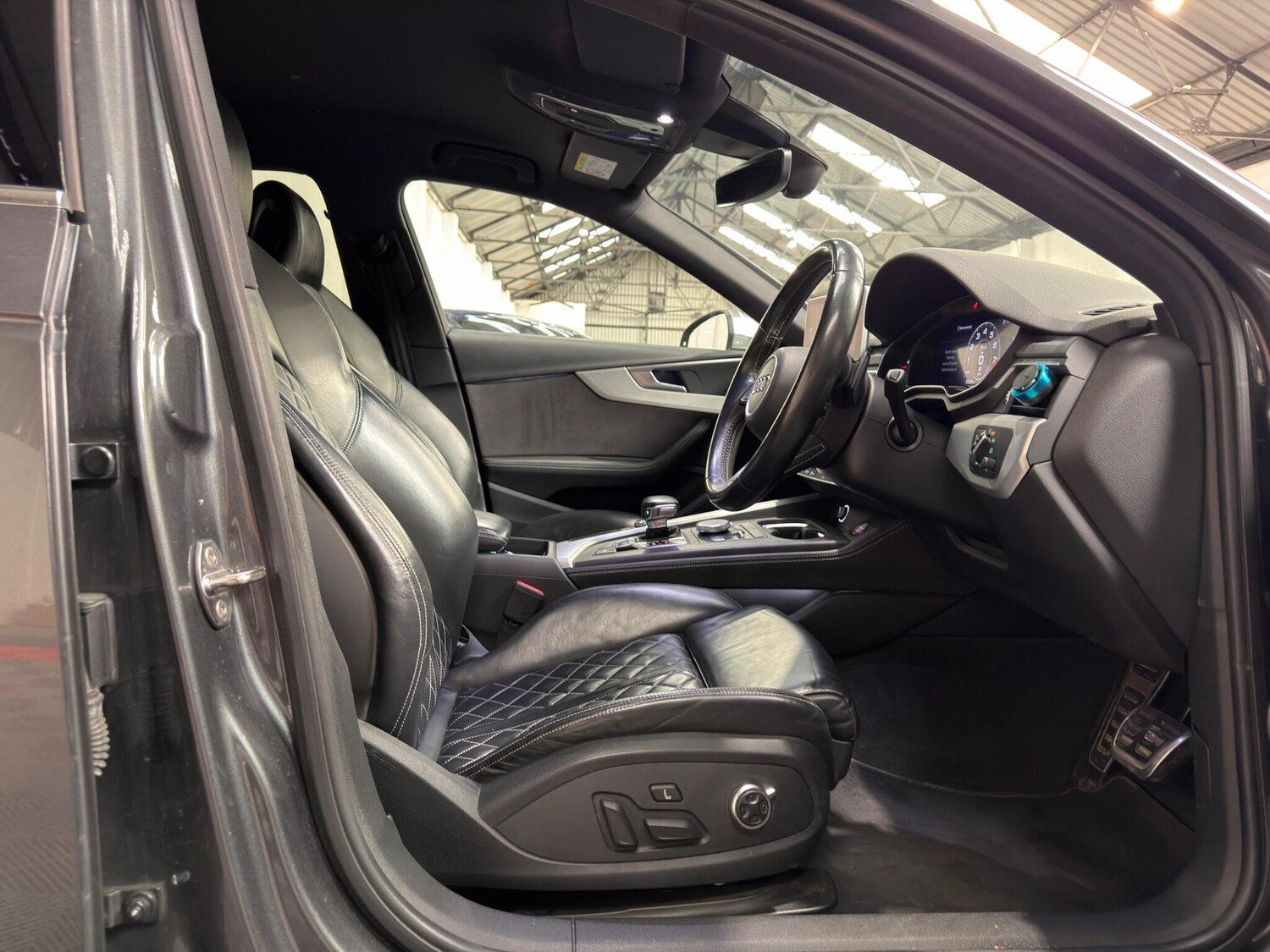 Used Audi S4 Avant for sale - 77925711: Photo 53