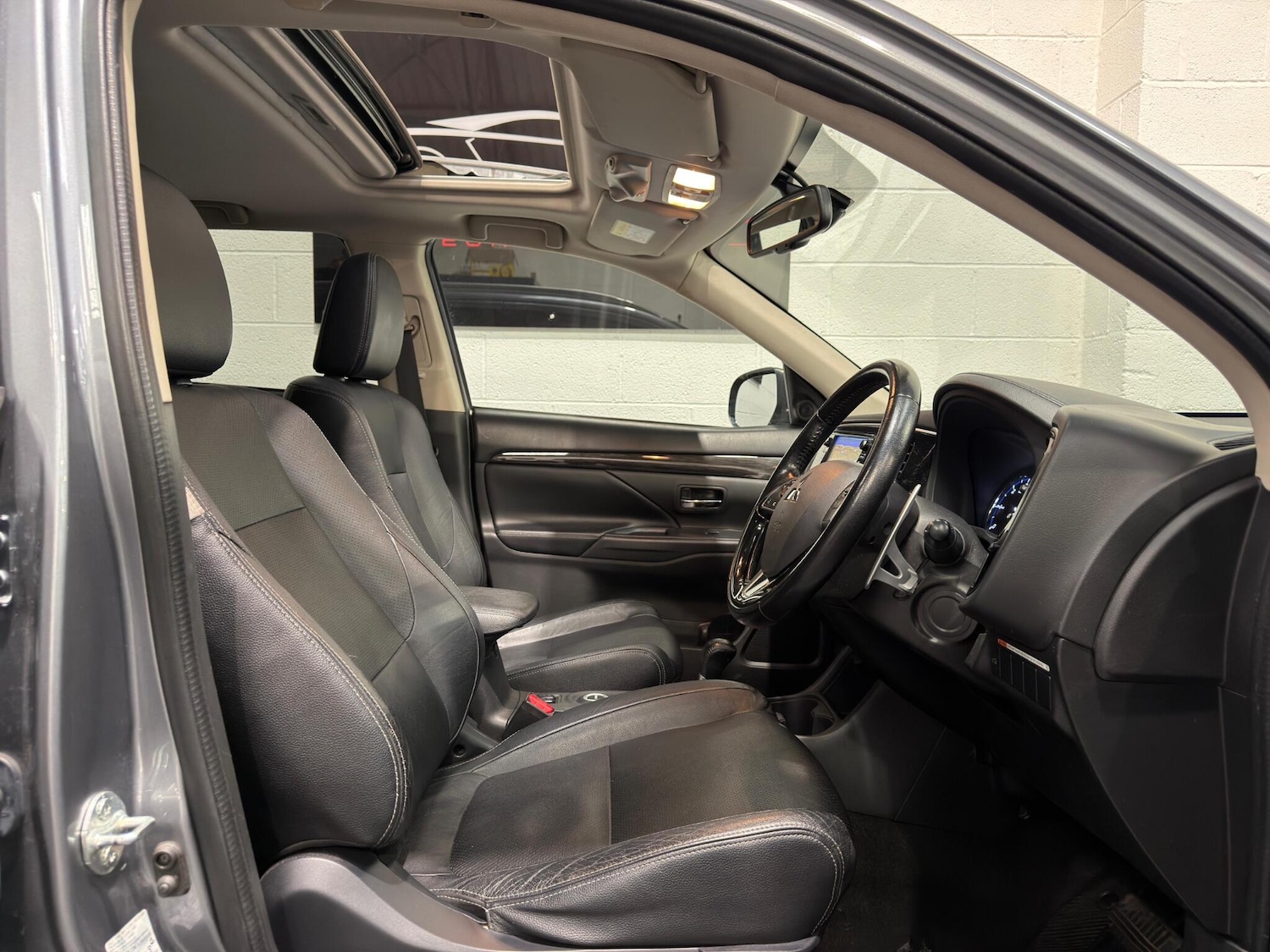 Used Mitsubishi Outlander 2016 for sale - 78072268: Photo 25