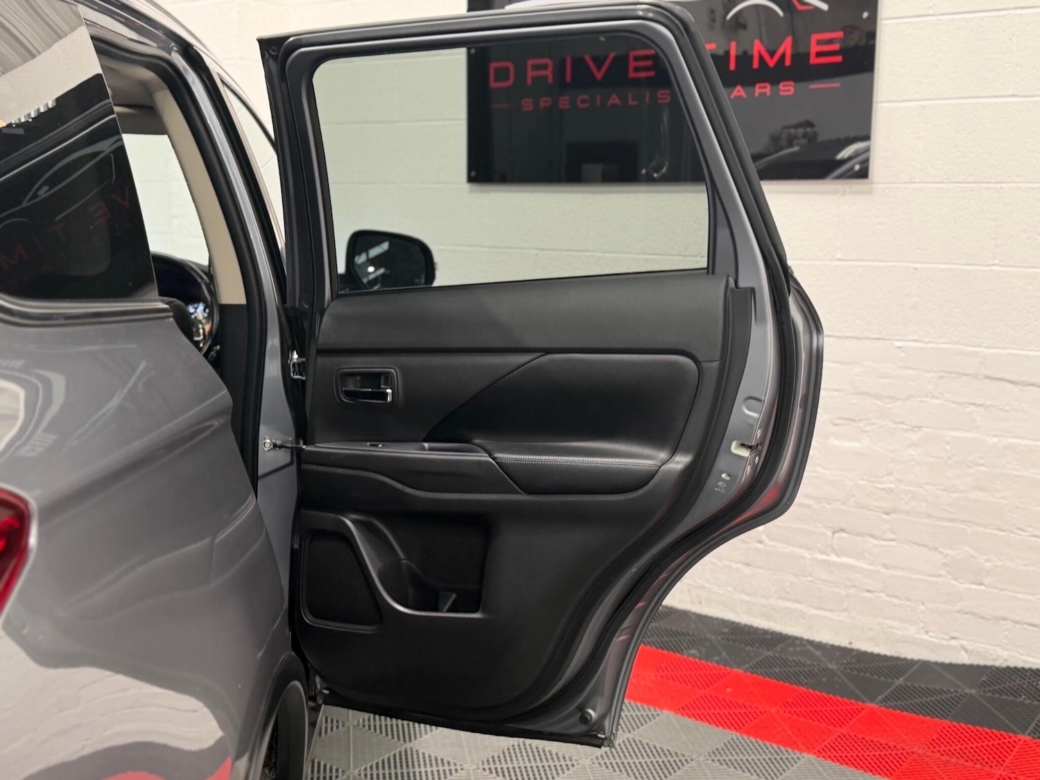 Used Mitsubishi Outlander 2016 for sale - 78072268: Photo 40