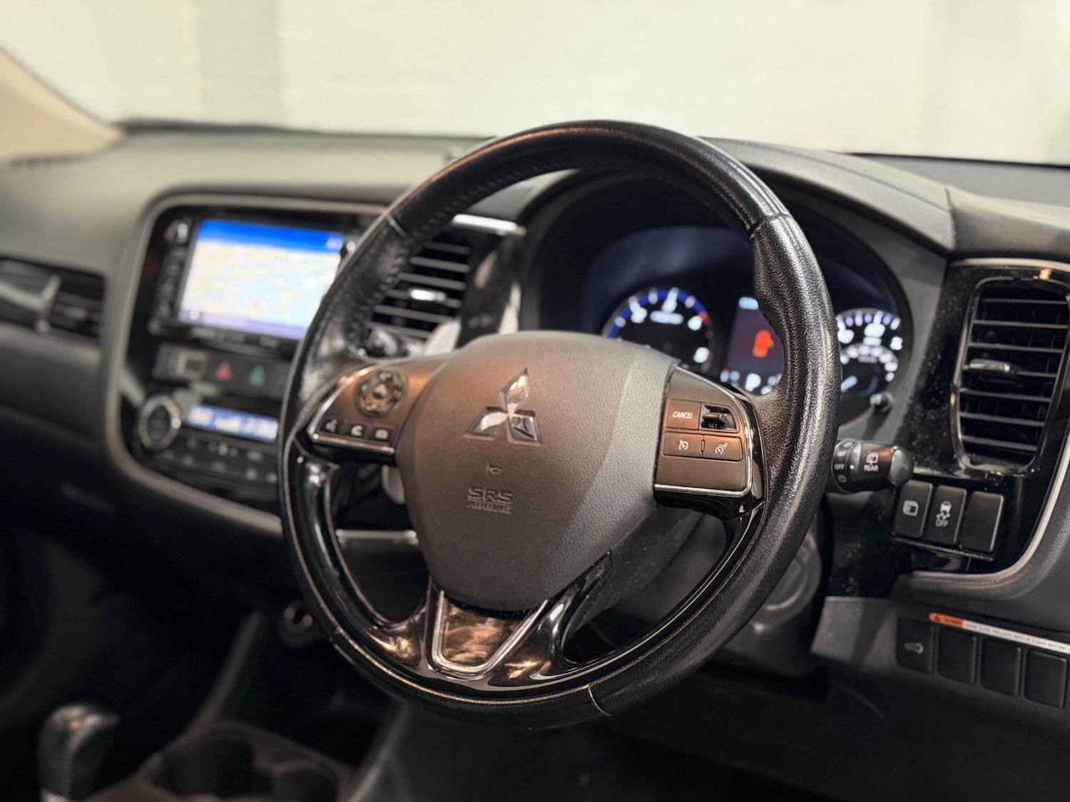 Used Mitsubishi Outlander 2016 for sale - 78072268: Photo 55