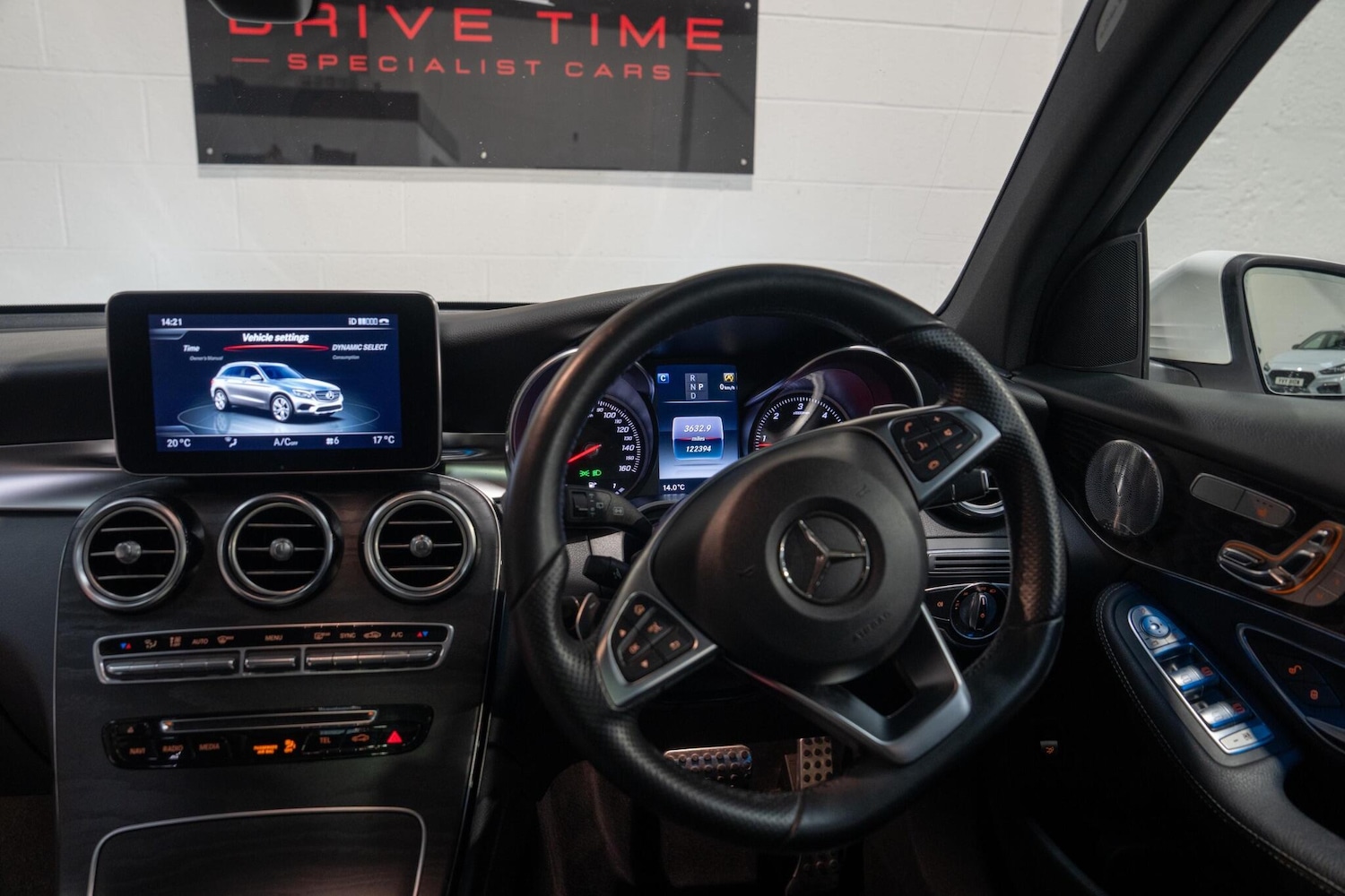 Used Mercedes-Benz GLC 2016 for sale - 77175282: Photo 12