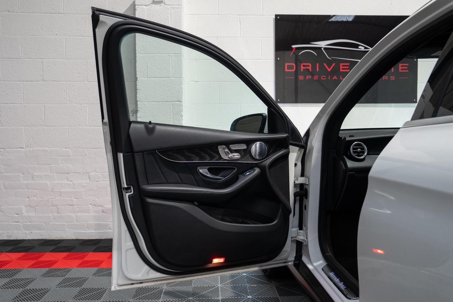 Used Mercedes-Benz GLC 2016 for sale - 77175282: Photo 18