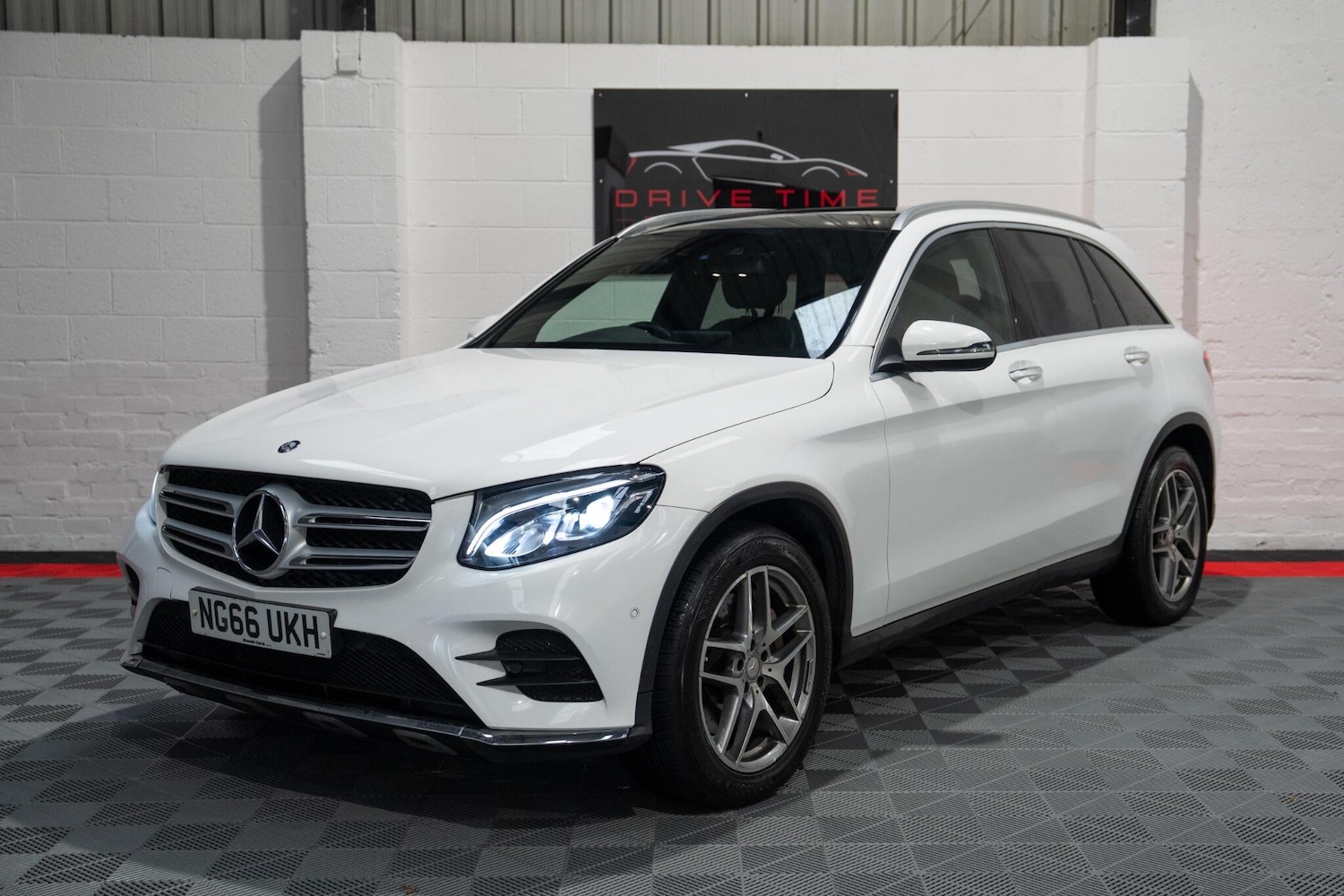 Used Mercedes-Benz GLC 2016 for sale - 77175282: Photo 2