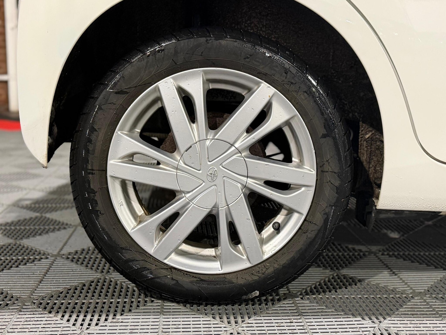 Used Toyota AYGO 2015 for sale - 77155889: Photo 16