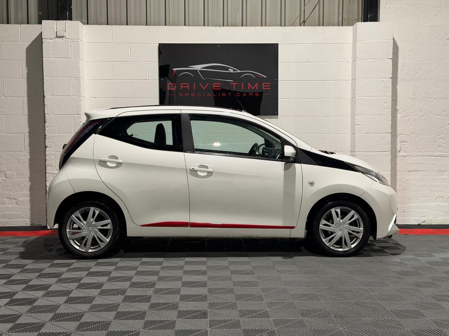 Used Toyota AYGO 2015 for sale - 77155889: Photo 6