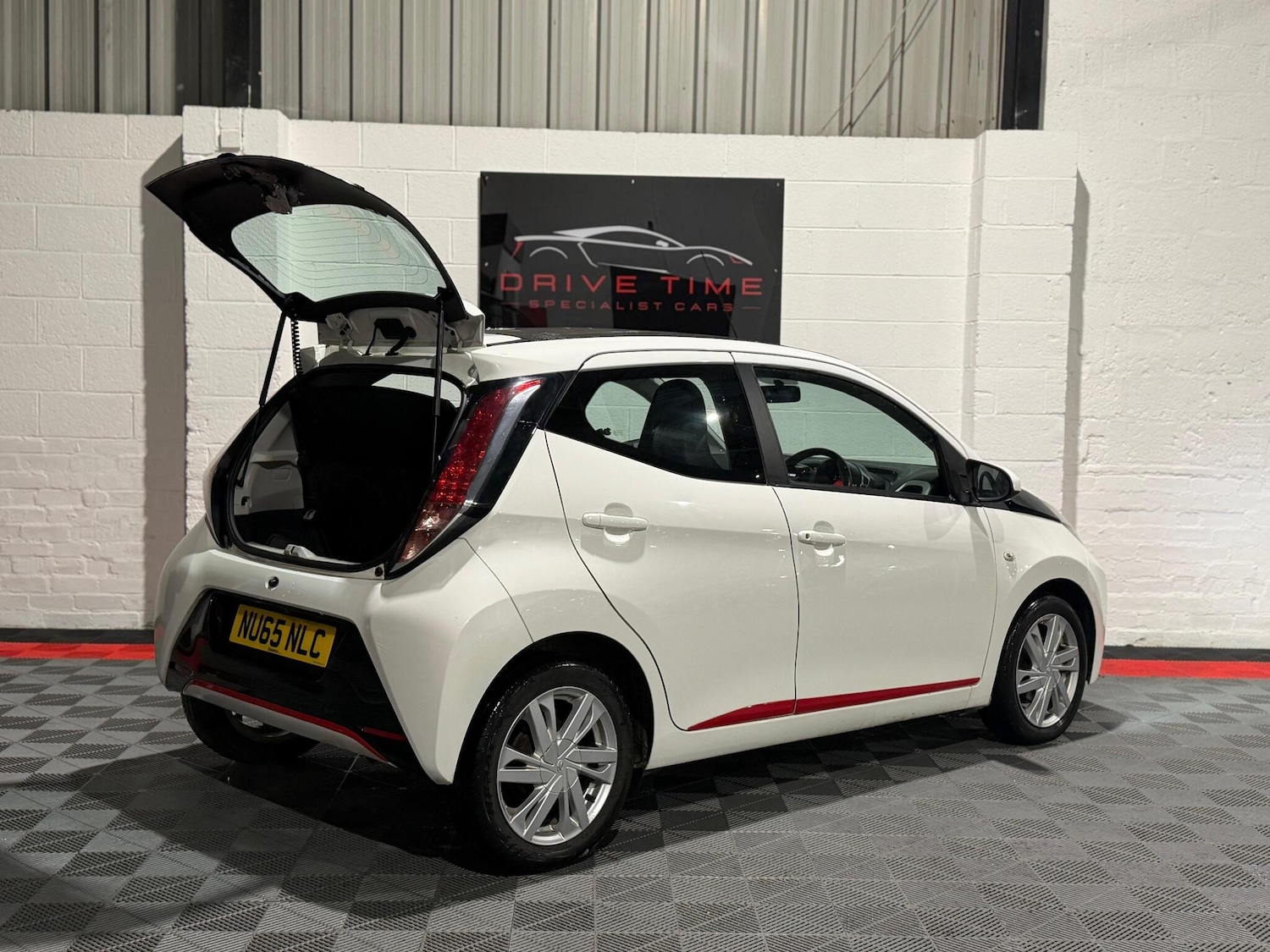 Used Toyota AYGO 2015 for sale - 77155889: Photo 7