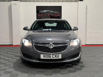Used Vauxhall Insignia 2016 for sale - 77305995: Photo