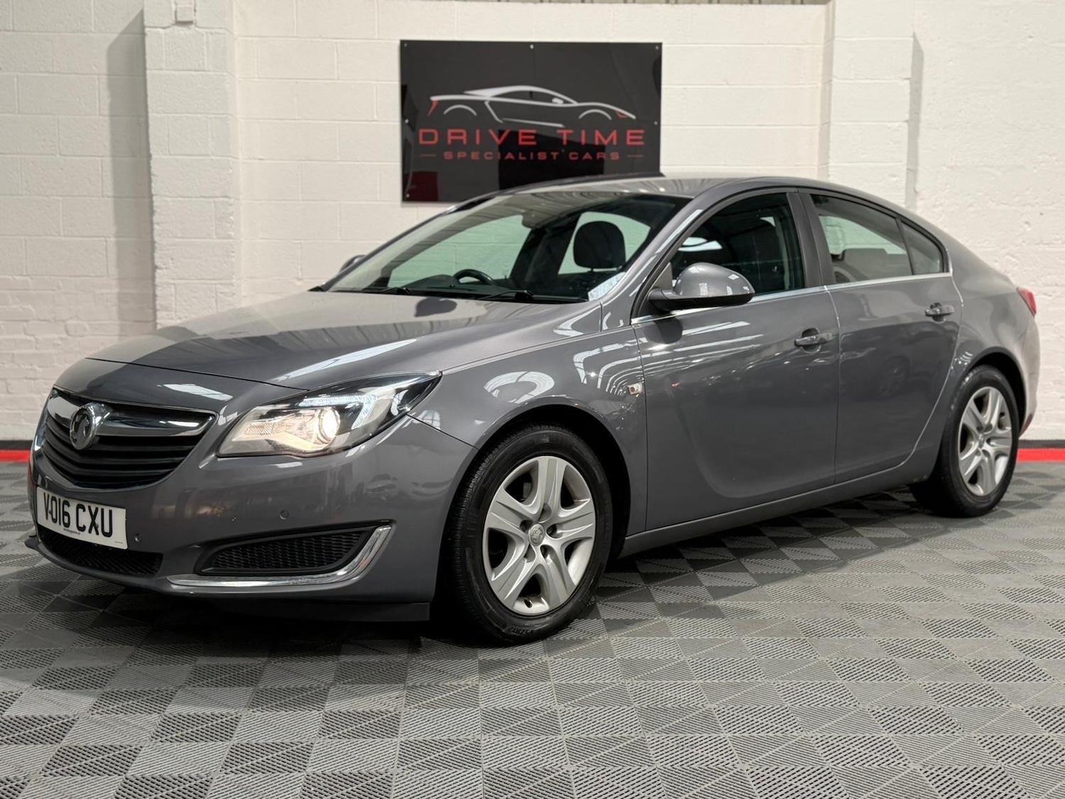 Used Vauxhall Insignia for sale - 77305995: Photo 3