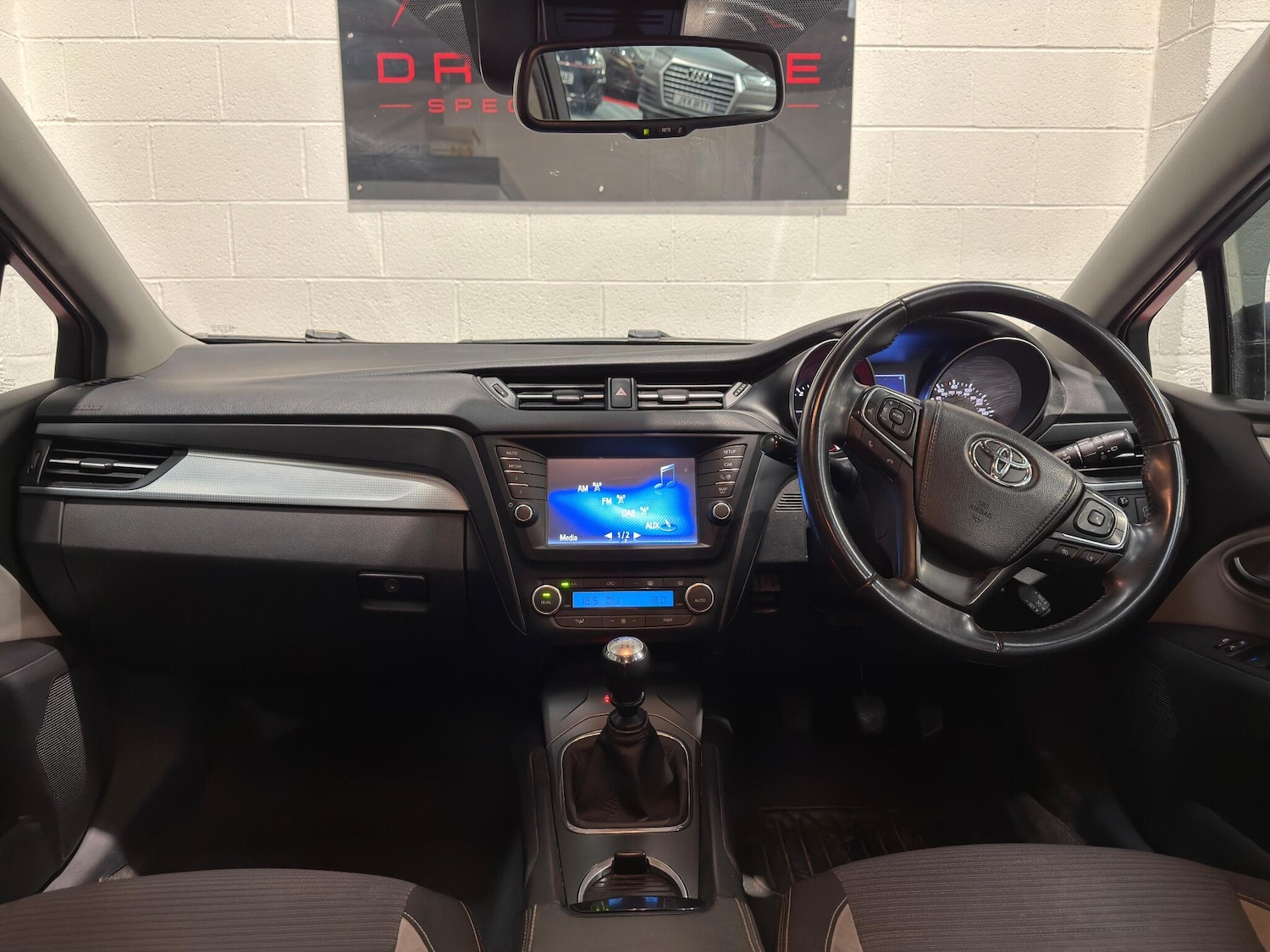 Used Toyota Avensis 2016 for sale - 77131747: Photo 15