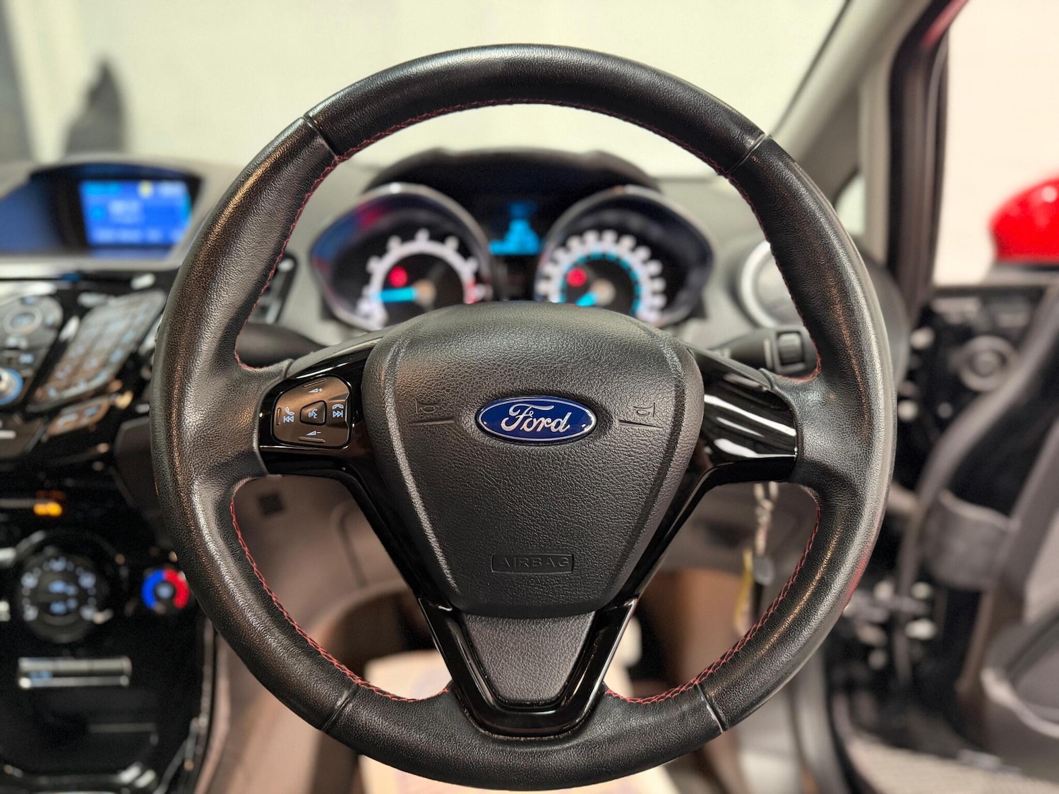 Used Ford Fiesta 2016 for sale - 78185270: Photo 28